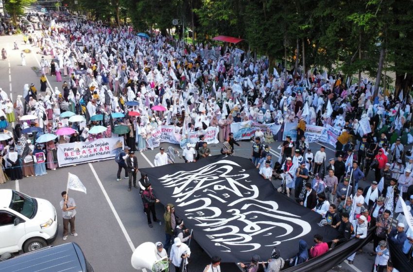  Ribuan Umat Islam Makassar Gelar Mashirah Akbar Bela Palestina